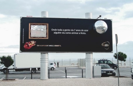 Bola de Espelhos Grant's